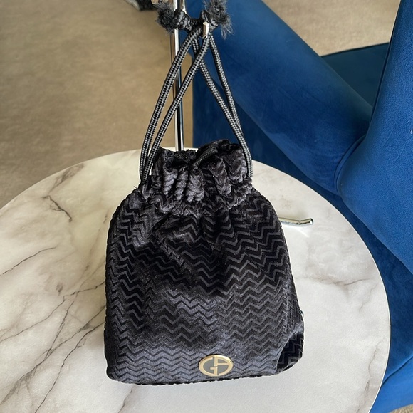 Giorgio Armani drawstring cosmetics pouch black - Picture 2 of 4